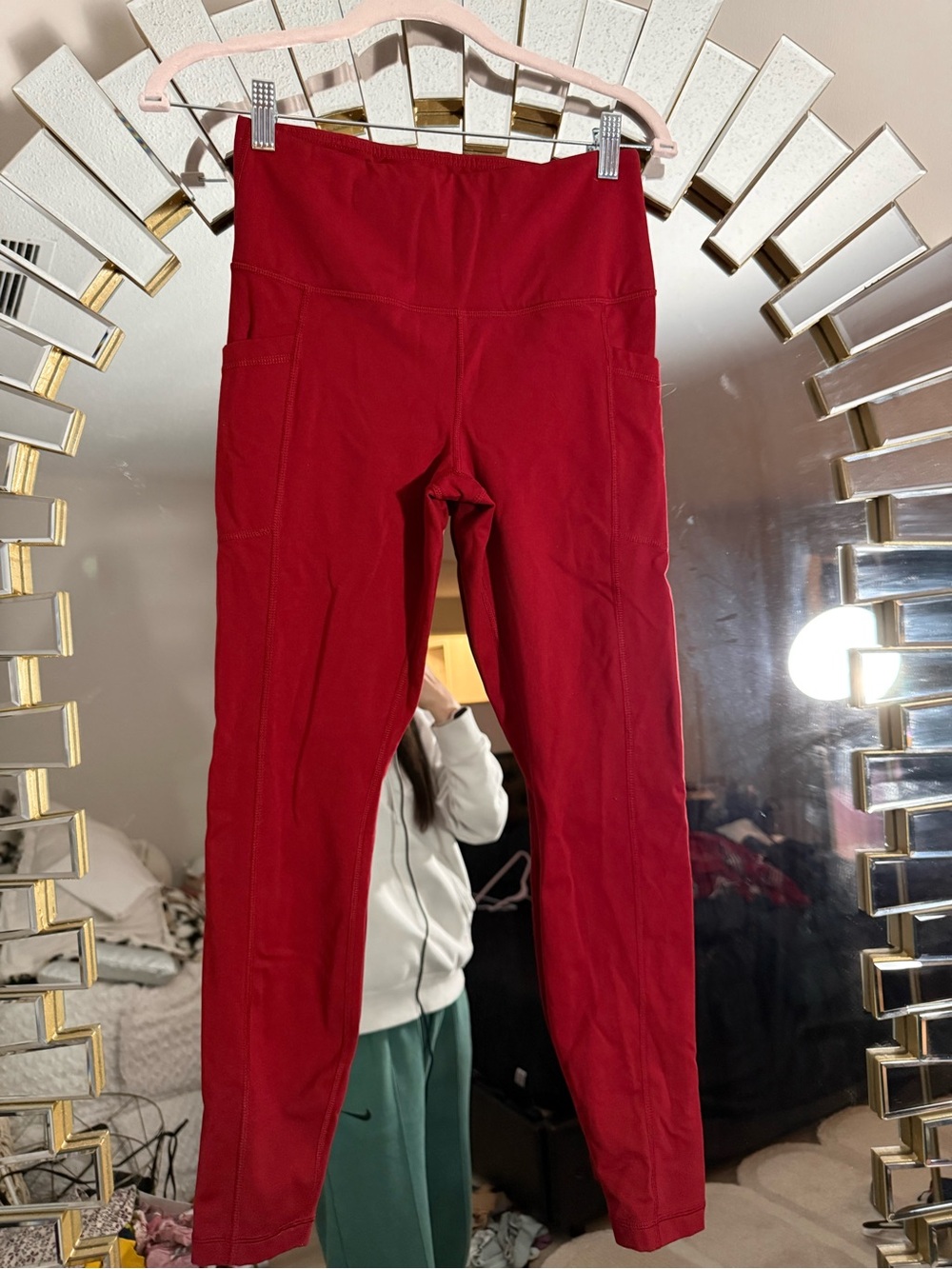 Yogalicious Crimson High-Rise Leggings with Side Pockets